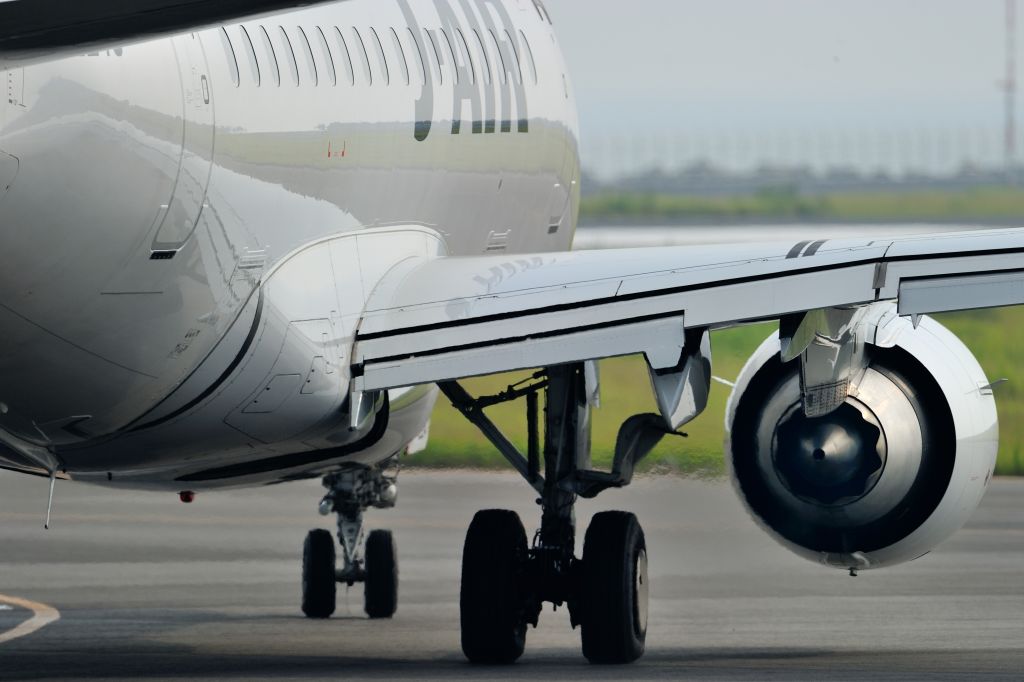 Embraer 170/175 (JA224J)