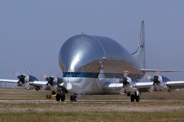 Aero Spacelines Super Guppy (N941NA)