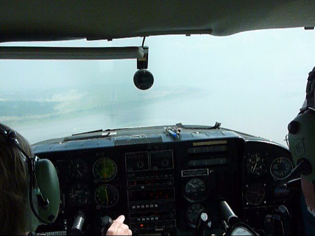 — — - Glide Slope into Liverpool