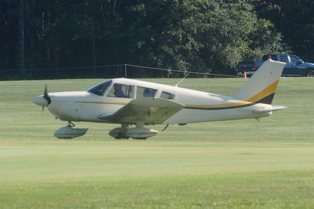 Piper Cherokee (N724LP)