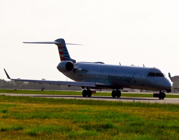 Canadair Regional Jet CRJ-700 (N538EG)