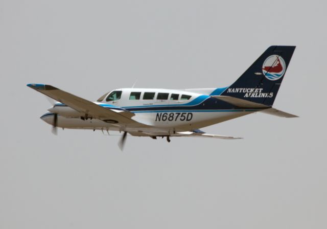 Cessna 402 (N6875D) - Departure RW 06.