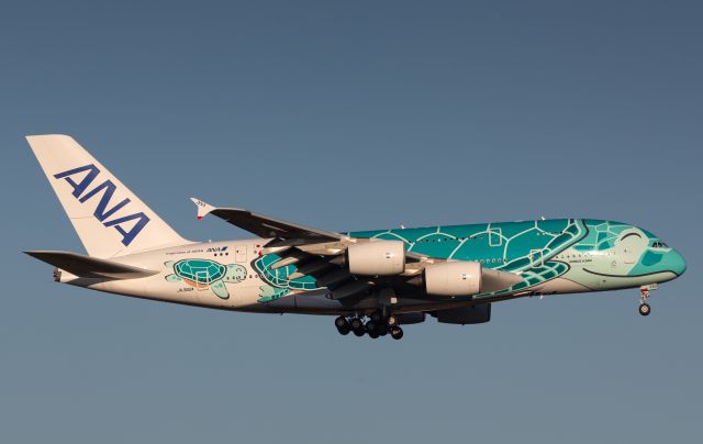 Airbus A380-800 (JA382A)