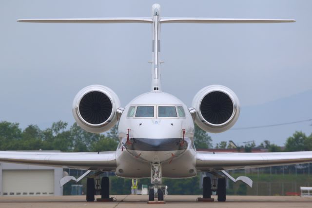 Gulfstream Aerospace Gulfstream G650 (B-KEY) - hakodate air port hokkaido japan