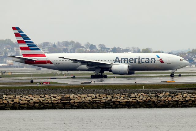 Boeing 777-200 (N758AN) - AA 2247 to Miami lining up for runway 9   (4/25)