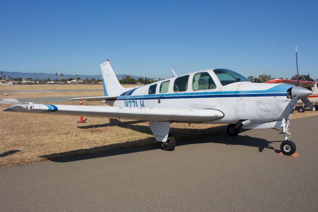 Beechcraft Bonanza (36) (N27LH)