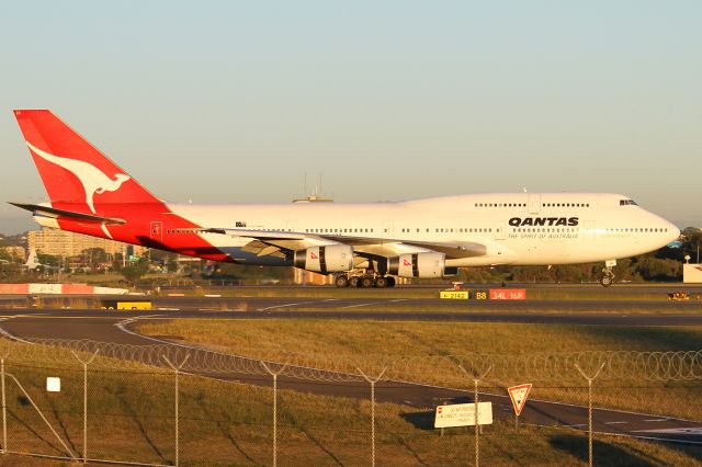 Boeing 747-400 (VH-OJA)