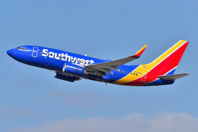 Boeing 737-700 (N7846A) - 23-L 03-09-22