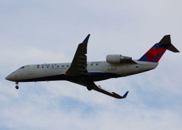 Canadair Regional Jet CRJ-200 (N848AS) - Shreveport Regional.