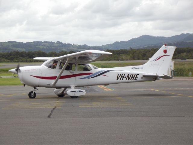 Cessna Skyhawk (VH-NHE)