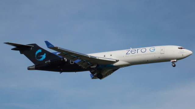 BOEING 727-200 (N794AJ) - Surprise visitor Zero G 727-200 landing at BUF