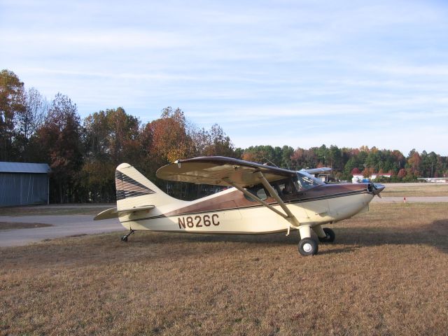 Piper 108 Voyager (N826C)