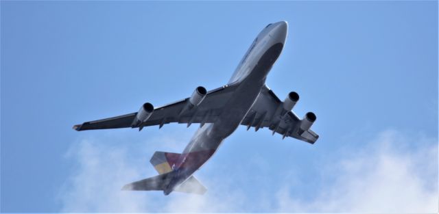 BOEING 747-8 (HL7421) - SEA-ICN   4-8-2022