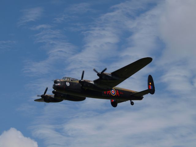 Avro 683 Lancaster (CV-ROA)