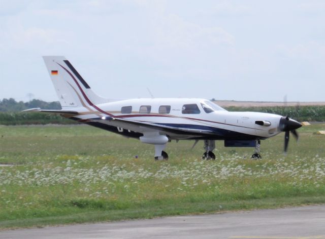 Piper Malibu Meridian (D-FJOE)