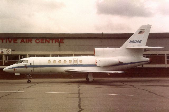 Dassault Falcon 50 (N90AE) - Seen here in Jul-84.br /br /Reregistered F-WWHK in Mar-88,br /then N50VG in Feb-89,br /then SE-DVG 15-Aug-91,br /then N351JS 24-Nov-99,br /then LX-UAE in Feb-00,br /then F-GUAE 15-Nov-01,br /then HB-IGR 31-Jul-03,br /then N725PA 14-Feb-06,br /then N49KR 1-Jul-06,br /then N452CF 11-Feb-12.