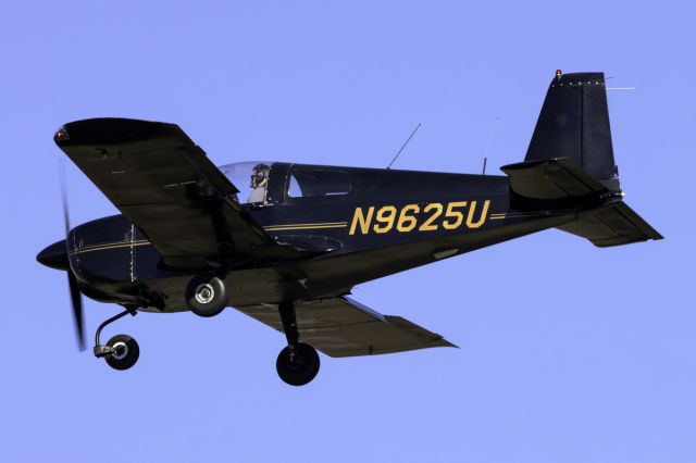 Grumman Tr2 (N9625U)