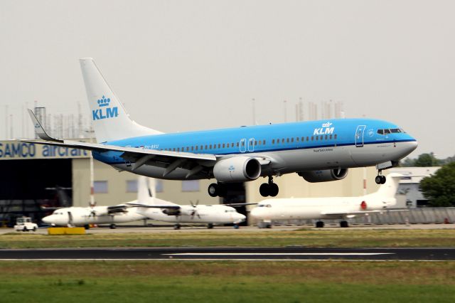 Boeing 737-800 (PH-BXU)