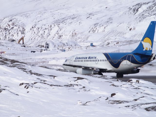 Boeing 737-200 (C-GSPW) - Departing Iqaluit airport.