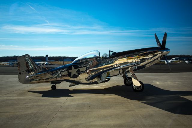North American P-51 Mustang (N151AM)