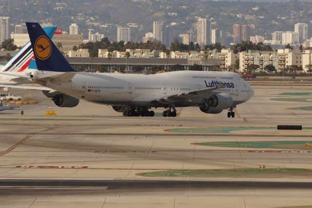 BOEING 747-8 (D-ABYQ)