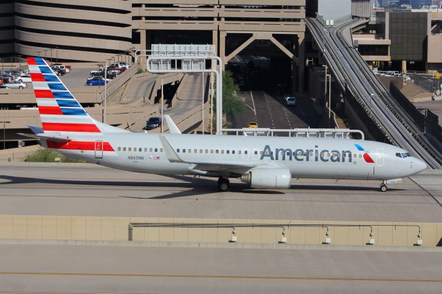 Boeing 737-800 (N865NN)