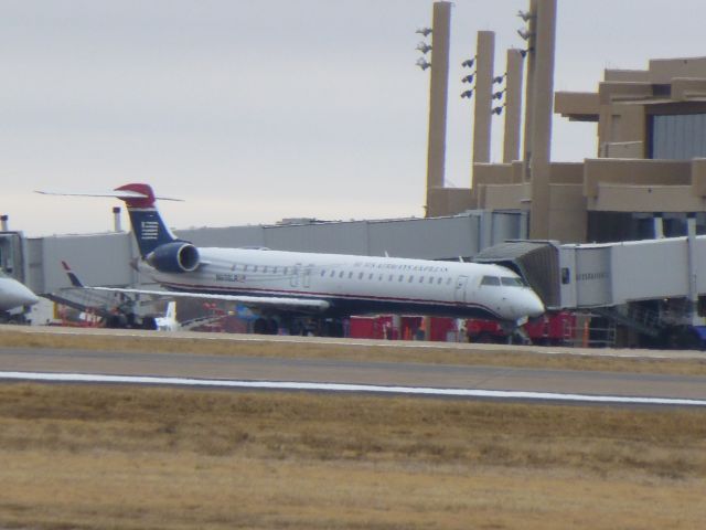 Canadair Regional Jet CRJ-200 (N938LR)