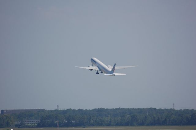 BOEING 777-300ER (F-GSQL) - Gear going up on Air France 639 heavy.