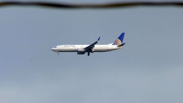 Boeing 737-900 (N66803)