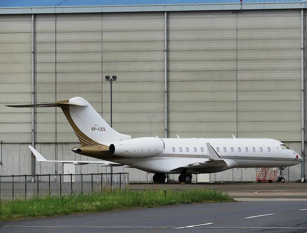 Bombardier Global 5000 (VP-CES) - I take a picture on May 09, 2017.