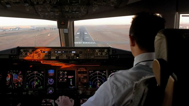 Boeing 777-200 — - Landing in Johannesburg