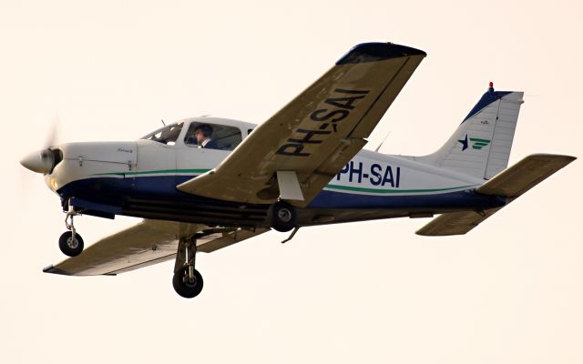 Piper Cherokee Arrow (PH-SAI)