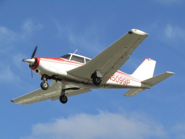 Piper PA-24 Comanche (N5099P) - Landing RWY 24