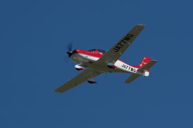 Cirrus SR-22 (JA77MG)