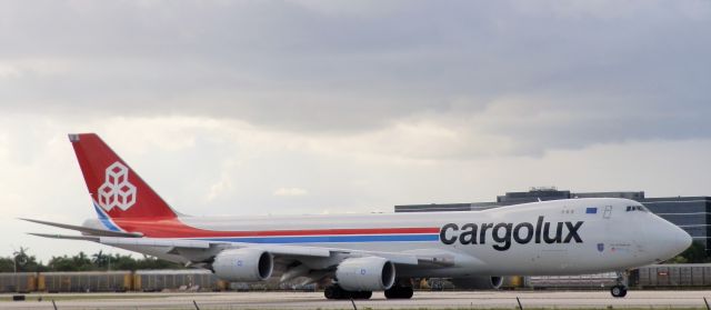 BOEING 747-8 (LX-VCC)