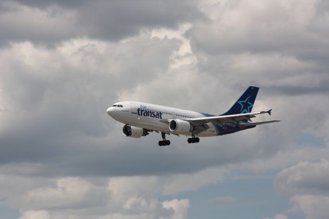 Airbus A310 (C-GTSH)