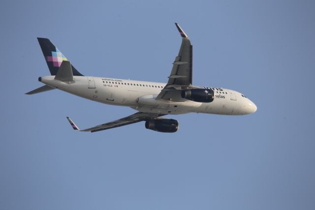 Airbus A320 (XA-VLQ)