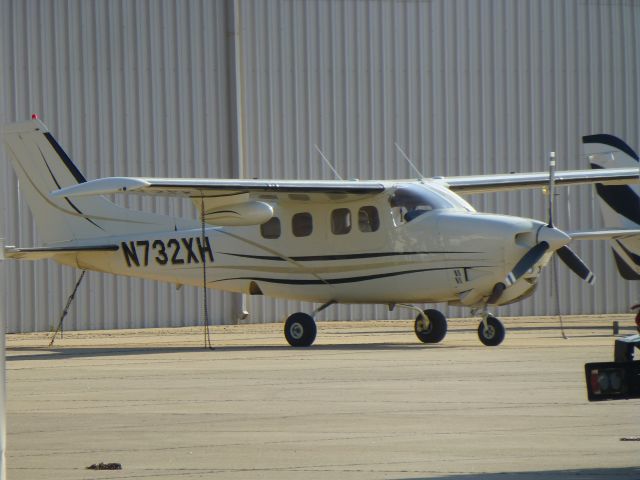 Cessna P210 Pressurized Centurion (N732XH)