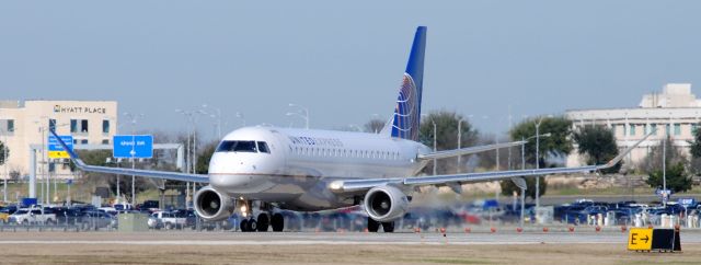 Embraer 170/175 (N87306)