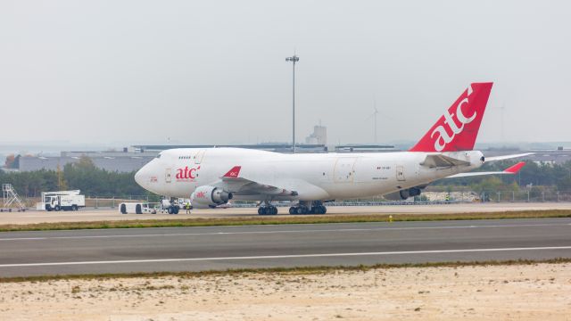 Boeing 747-200 (ER-BBC)