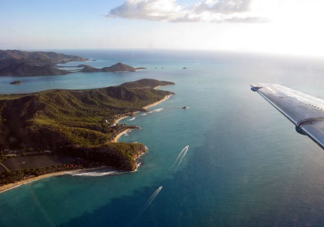 Cessna Citation Excel/XLS (N698QS) - Landing in Antigua