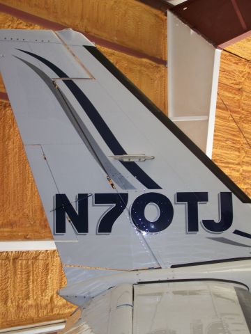 Piper Cheyenne (N70TJ)