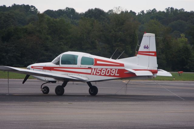 Grumman AA-5 Tiger (N5809L)