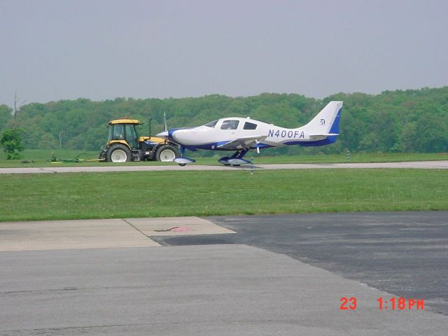 Cessna 400 (N400FA) - Taxiing on 4/23/10