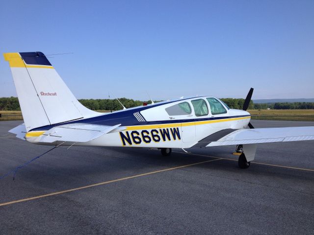 N666WW — - Sunrise spotting at Saratoga before the jets started to come in.