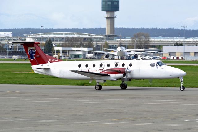 Beechcraft 1900 (C-GCMZ)