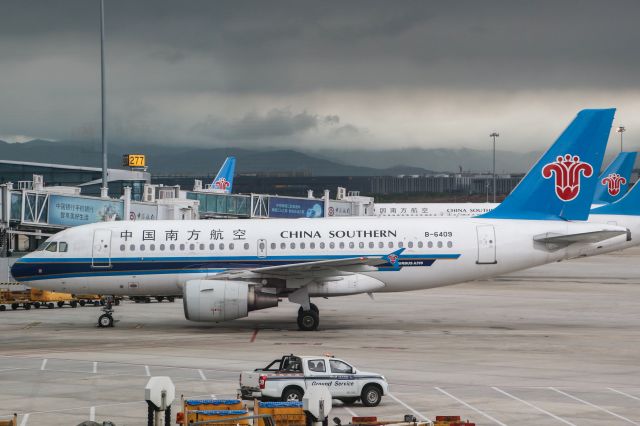 Airbus A319 (B-6409)