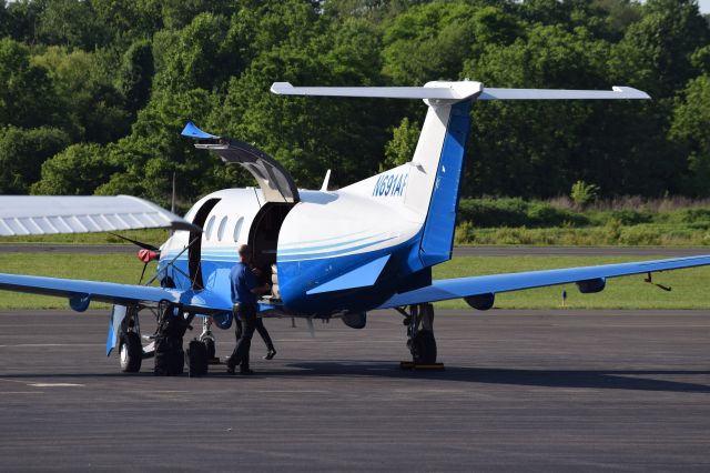 Pilatus PC-12 (N691AF) - N691AF on the ramp @ KLOM