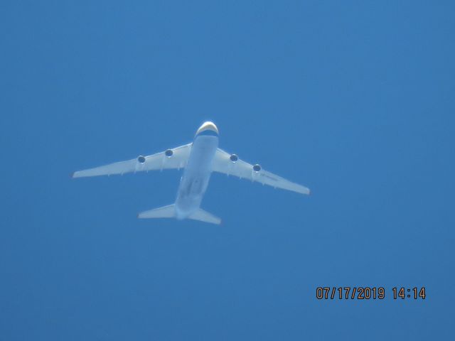 Antonov An-124 Ruslan (UR-82008)