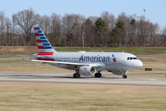 Airbus A319 (N177XF)